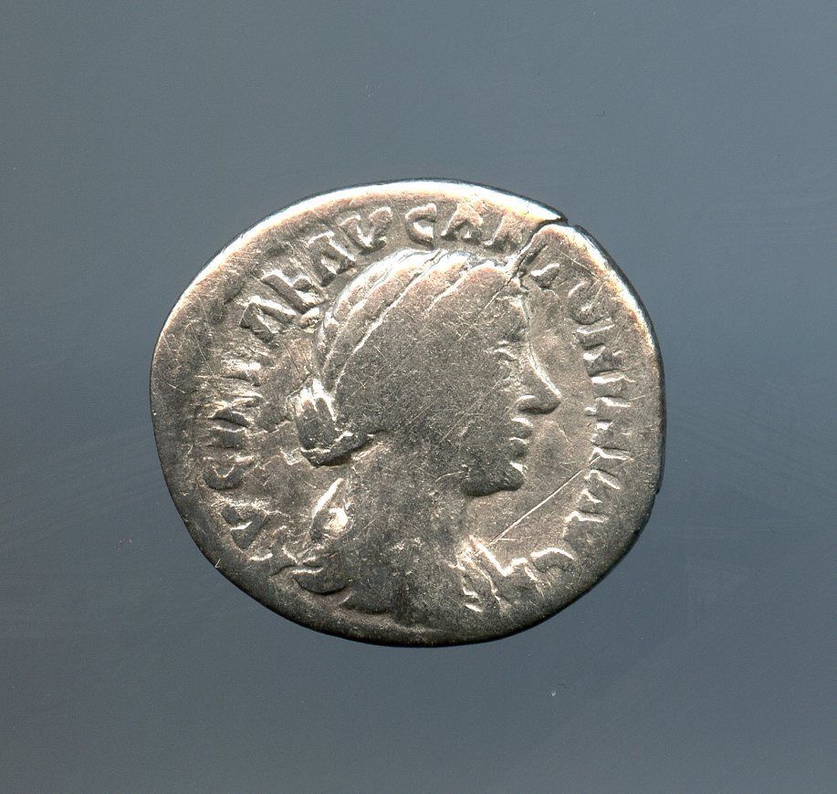 Women-Of-Rome---Lucilla